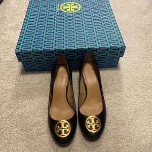 Tory Burch Janey Pumps